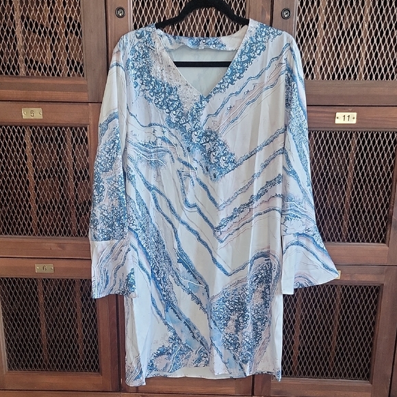 Shein Blue and White Patterned Tunic Dress - Picture 1 of 7